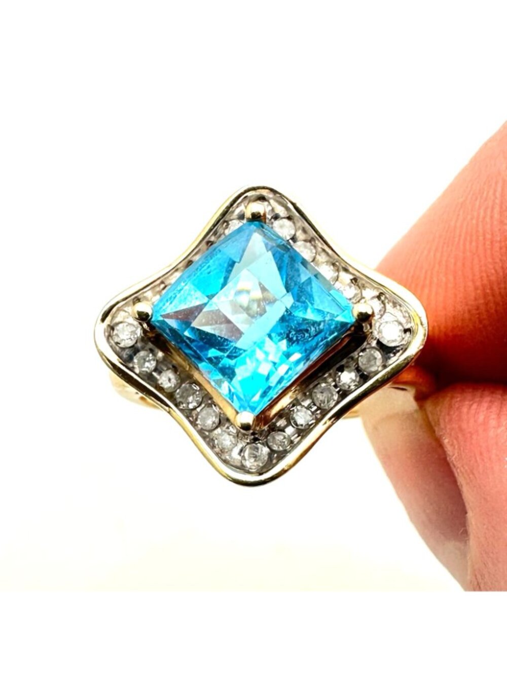 Womens Ring 10K Gold Blue Topaz Diamond 4.2 Grams Size 7.25 Estate Jewelry - Picture 6 of 7